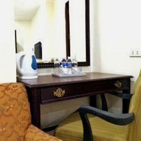 Cindy Kelly Hotel Olongapo Bagian luar foto