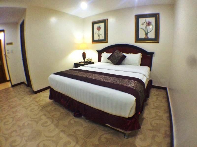 Cindy Kelly Hotel Olongapo Bagian luar foto