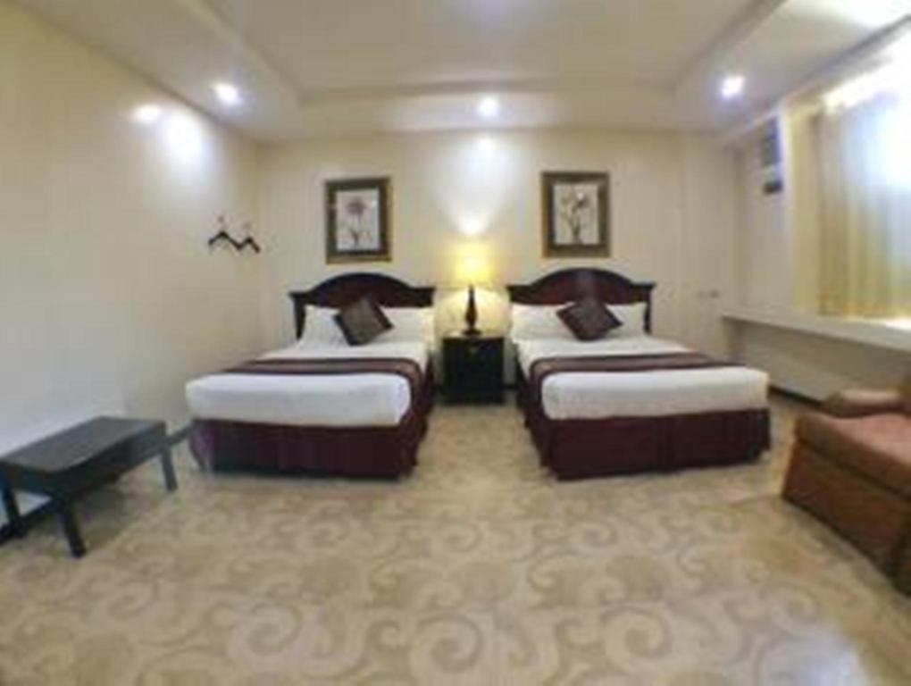 Cindy Kelly Hotel Olongapo Bagian luar foto