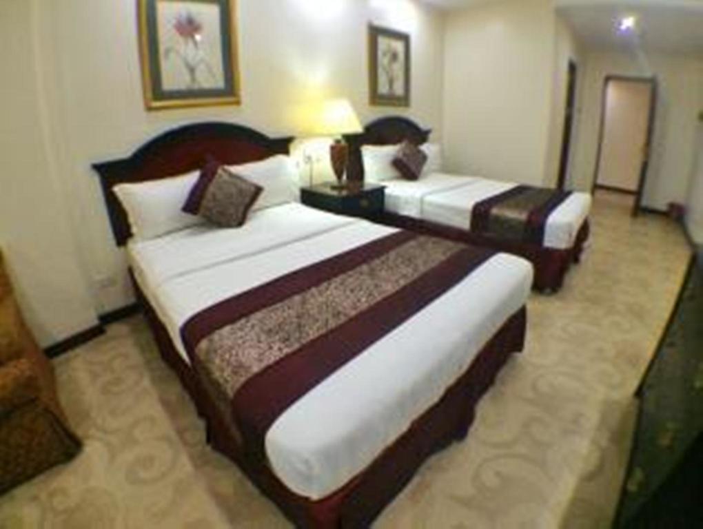 Cindy Kelly Hotel Olongapo Bagian luar foto