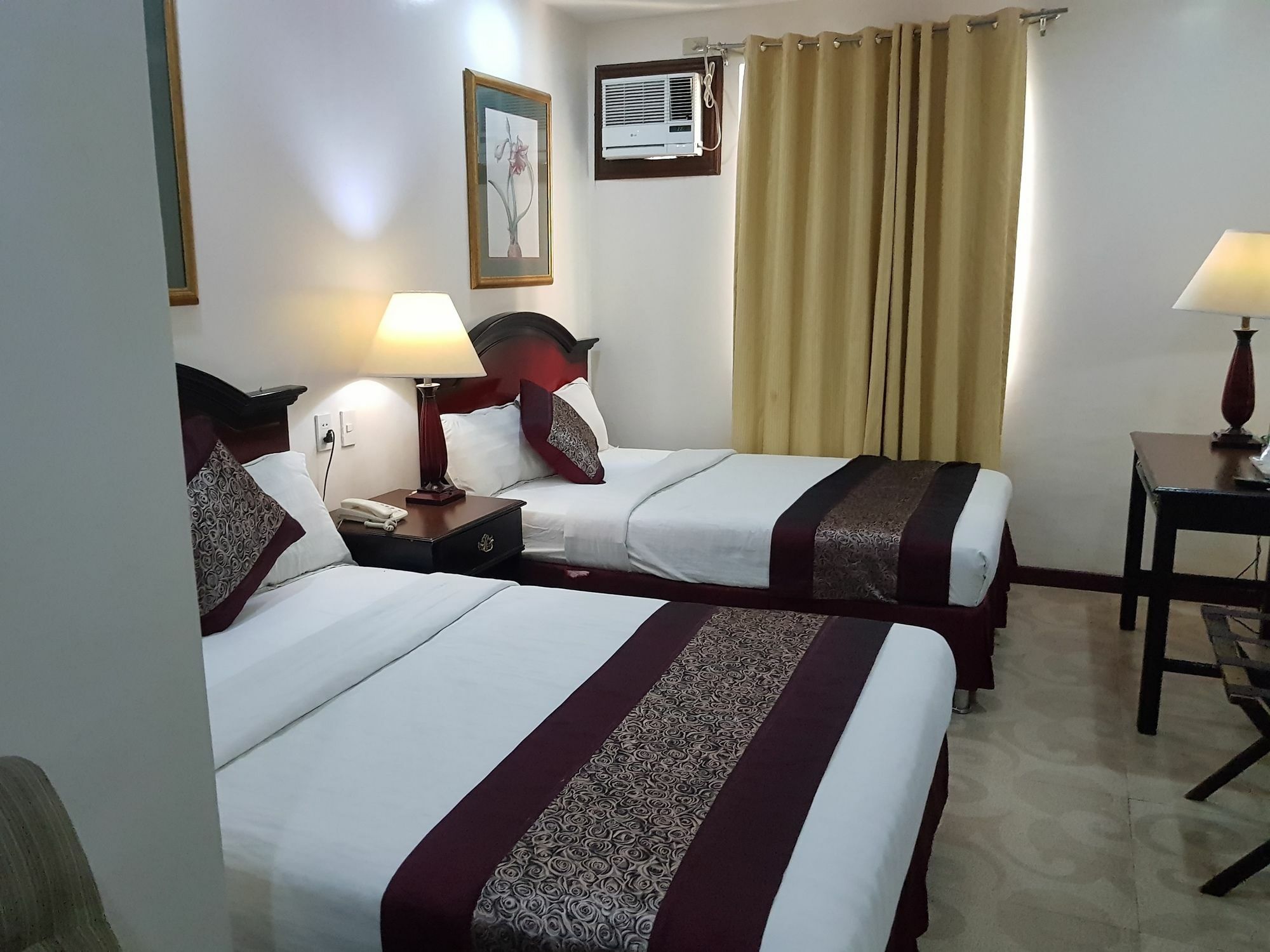 Cindy Kelly Hotel Olongapo Bagian luar foto